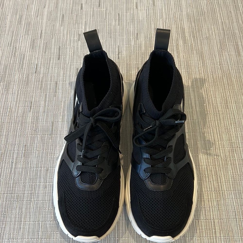 Men’s shoes! Authentic Valentino! In great condition!